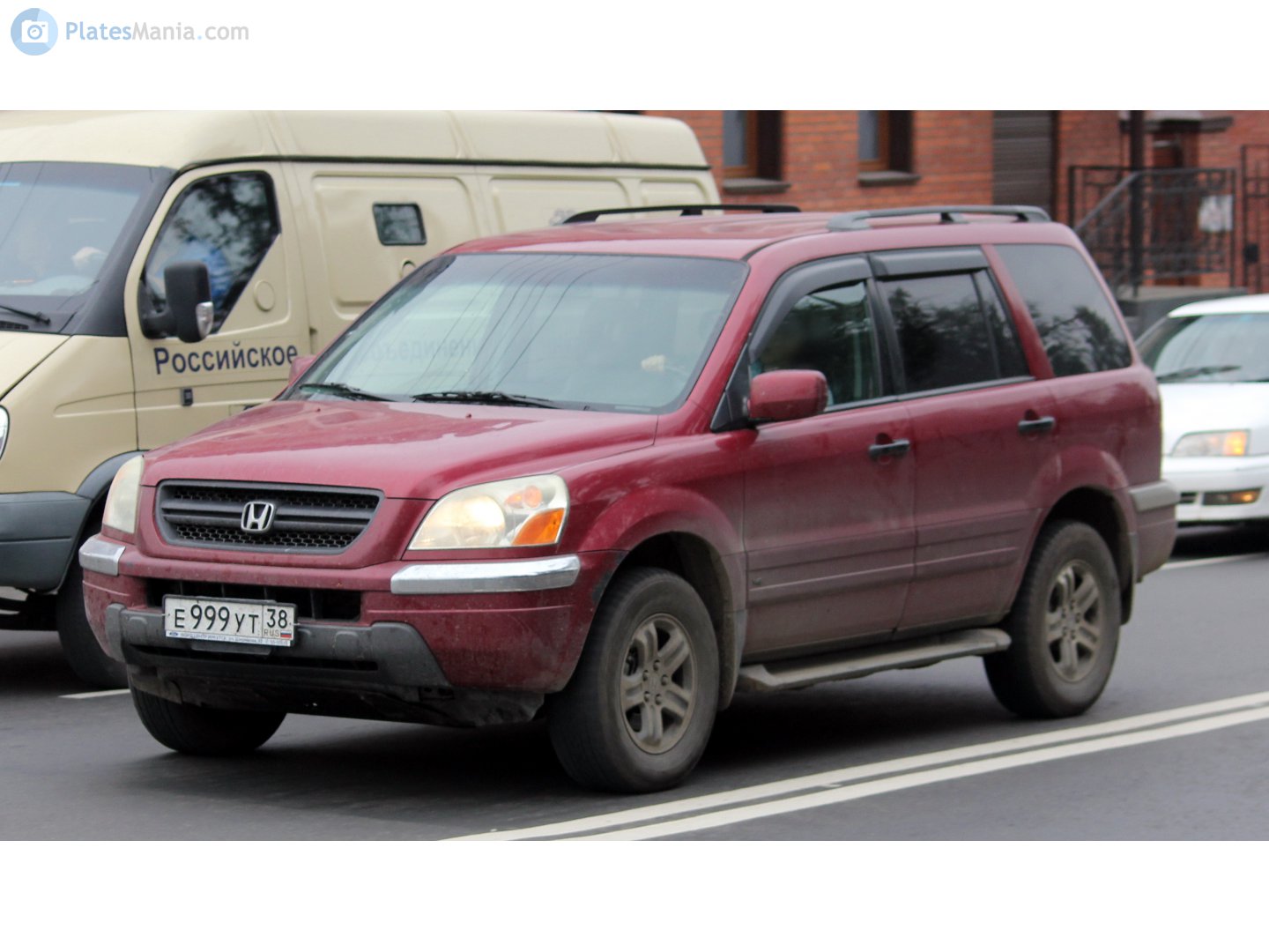 е 999 ут 38, Honda Pilot 1st gen (YF1/YF2), 2002–2008