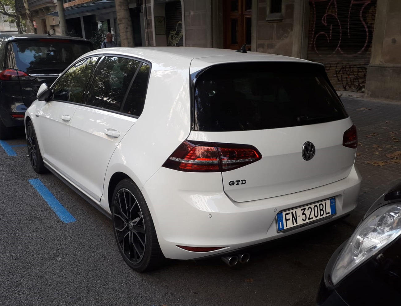 FN 320 BL, Volkswagen Golf 7th gen 5-door Hatch (5G), 2012–2017