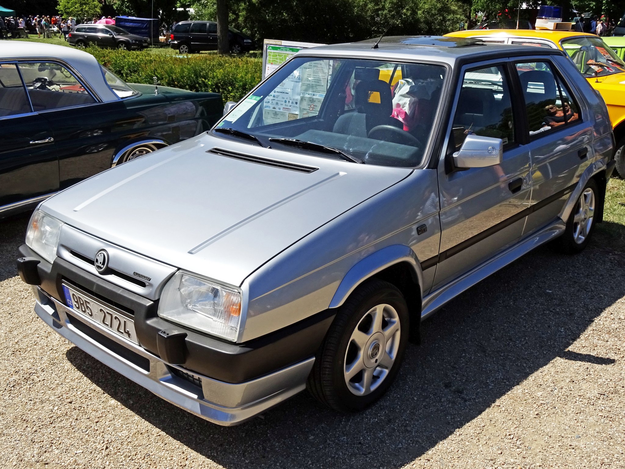 9B5 2724, Skoda Favorit 