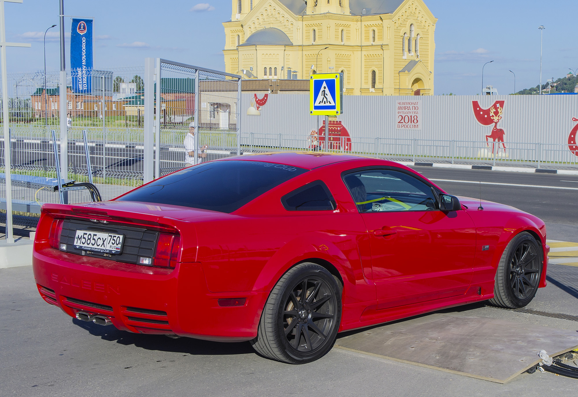 м 585 сх 750, Saleen S281 