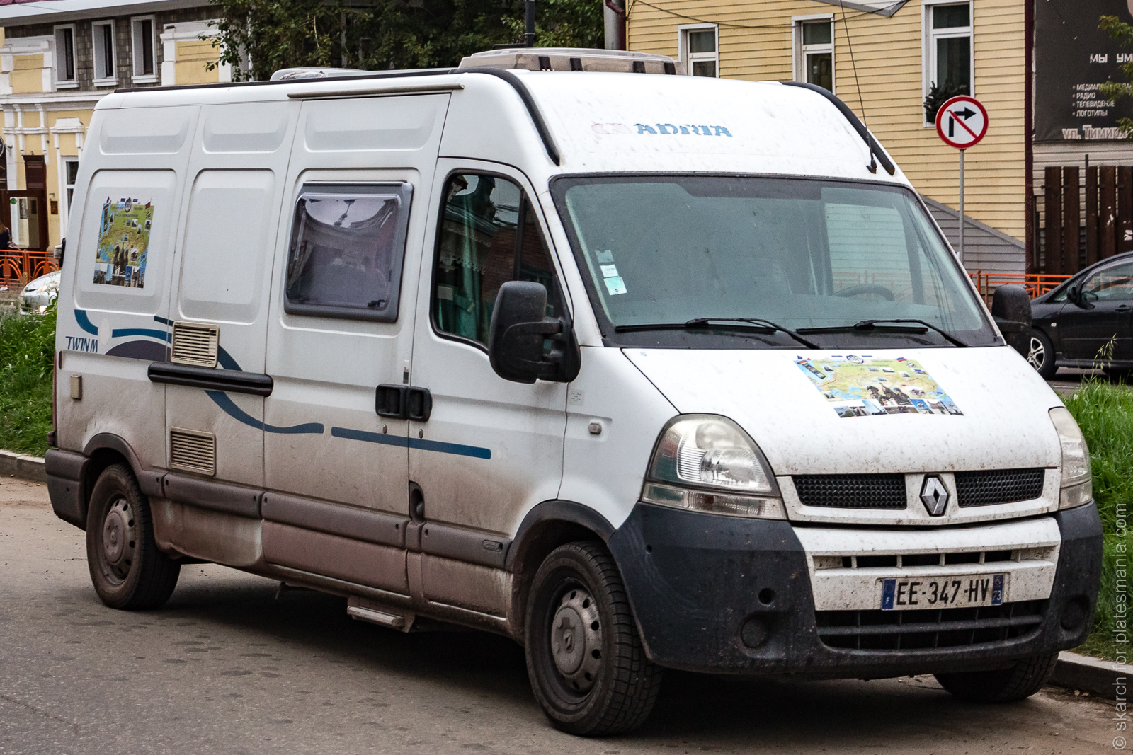 EE-347-HV, Adria Twin 