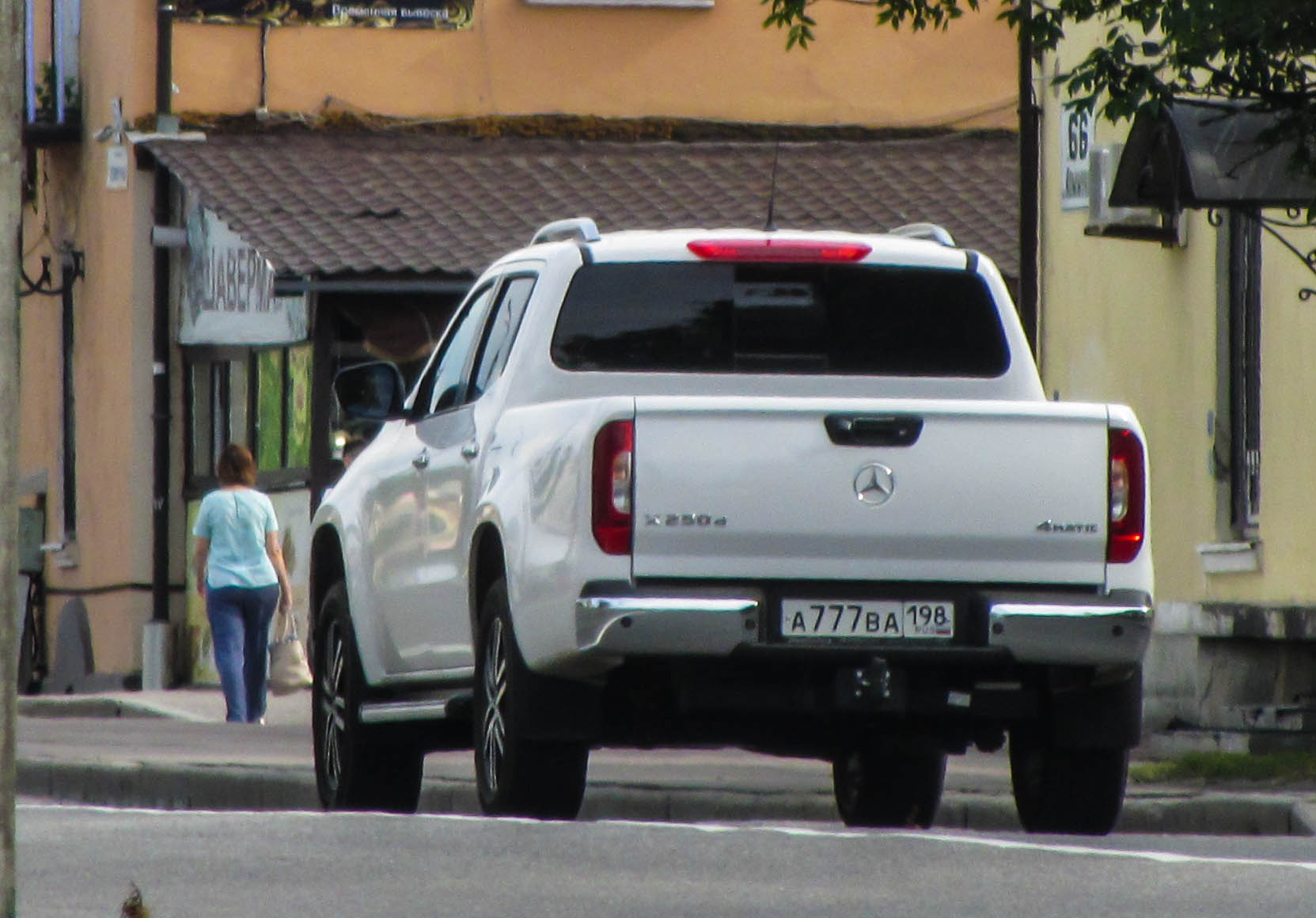 а 777 ва 198, Mercedes-Benz X-Klasse 1st gen (W470), 2017–2020