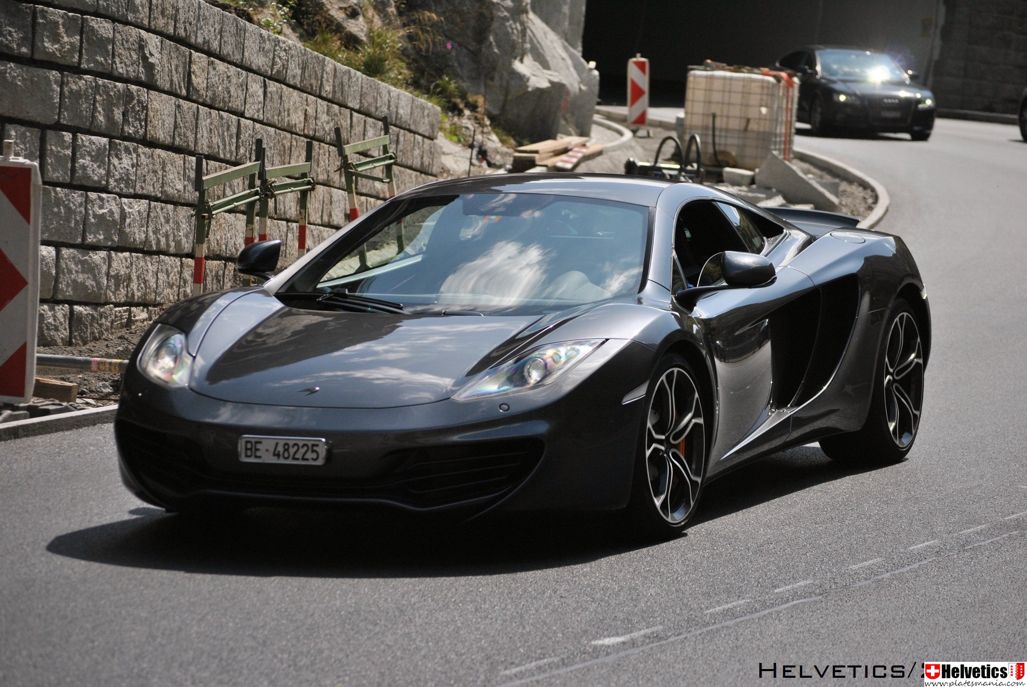BE 48225, McLaren MP4-12C MP4-12C, 2011–2014