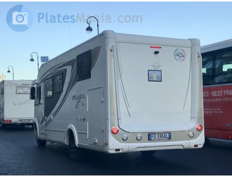 FD 596 AL, Caravans International Mizar