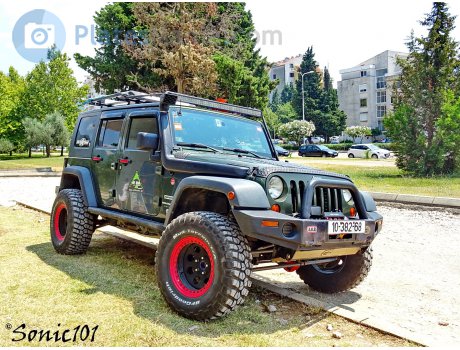 10-382-68, Jeep Wrangler