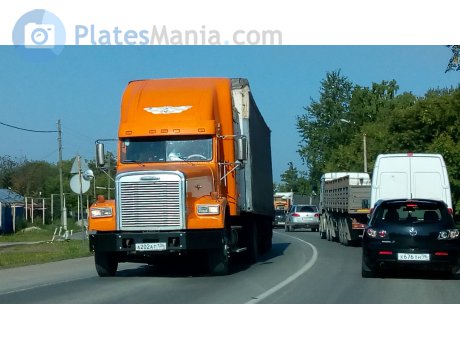 а202ат136, Freightliner FLD