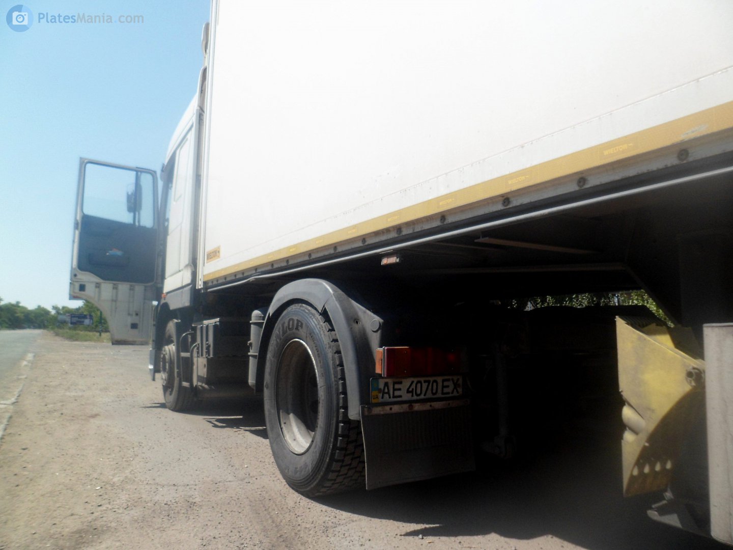 AE 4070 EX, DAF XF 2nd gen (XF95), 2002–2006