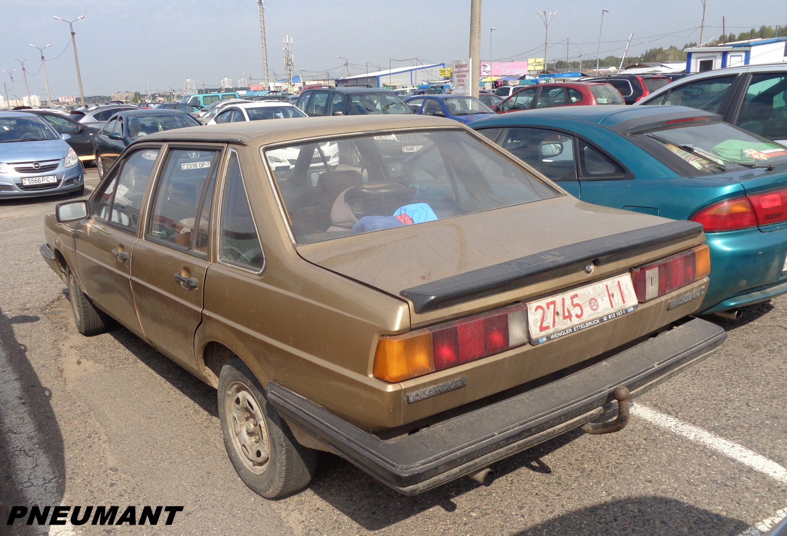 2745 II, Volkswagen Passat 2nd gen Sedan (B2; 32B), 1985–1988