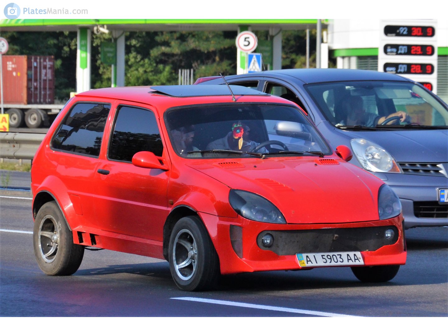 AI 5903 AA, Rover Metro 1st gen 3-door Hatch, 1990–1994