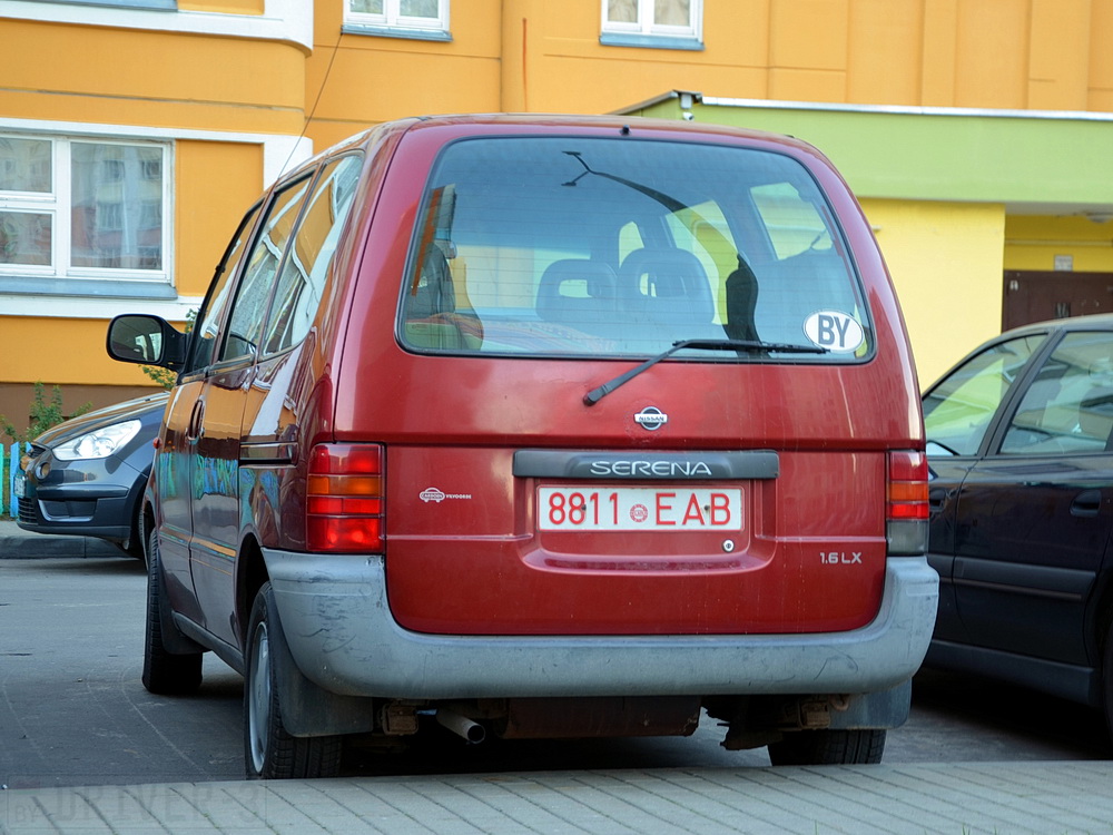 8811 EAB, Nissan Serena 1st gen (C23), 1991–2001