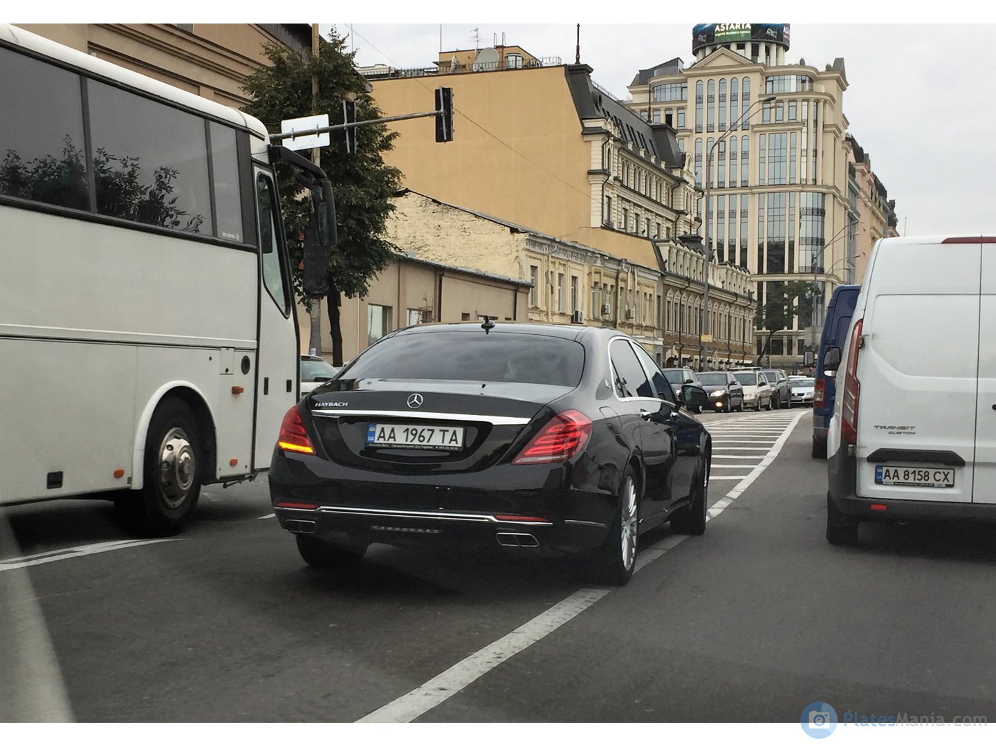 AA 1967 TA, Mercedes-Benz S-Klasse Maybach, 8th gen Sedan (X222), 2015–2020