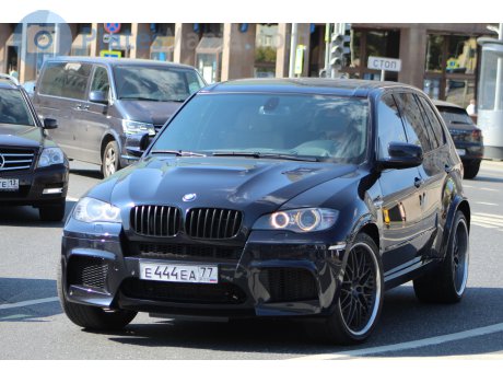 е444еа77, BMW X5M