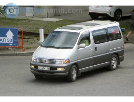 м742ет27, Toyota HiAce
