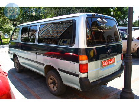 087D 046 25, Toyota HiAce