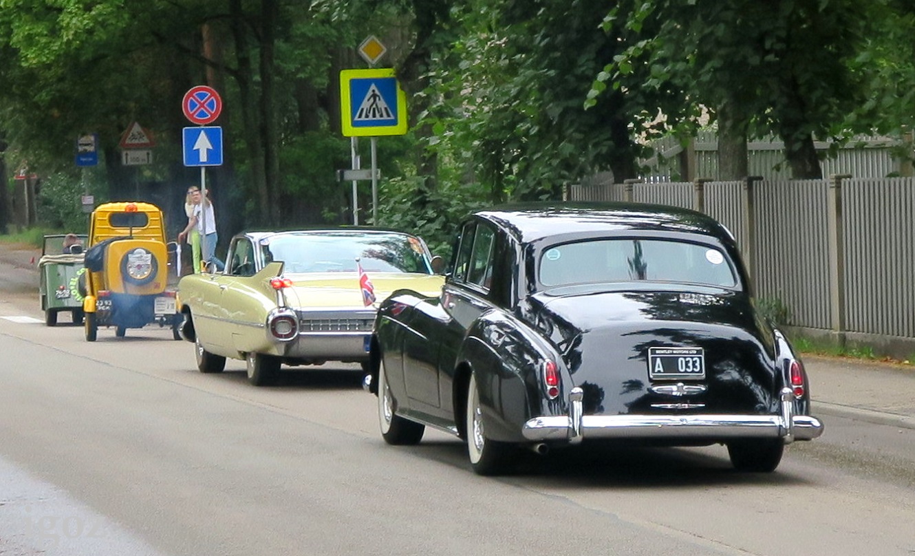 A 033, Bentley S1/S2/S3 