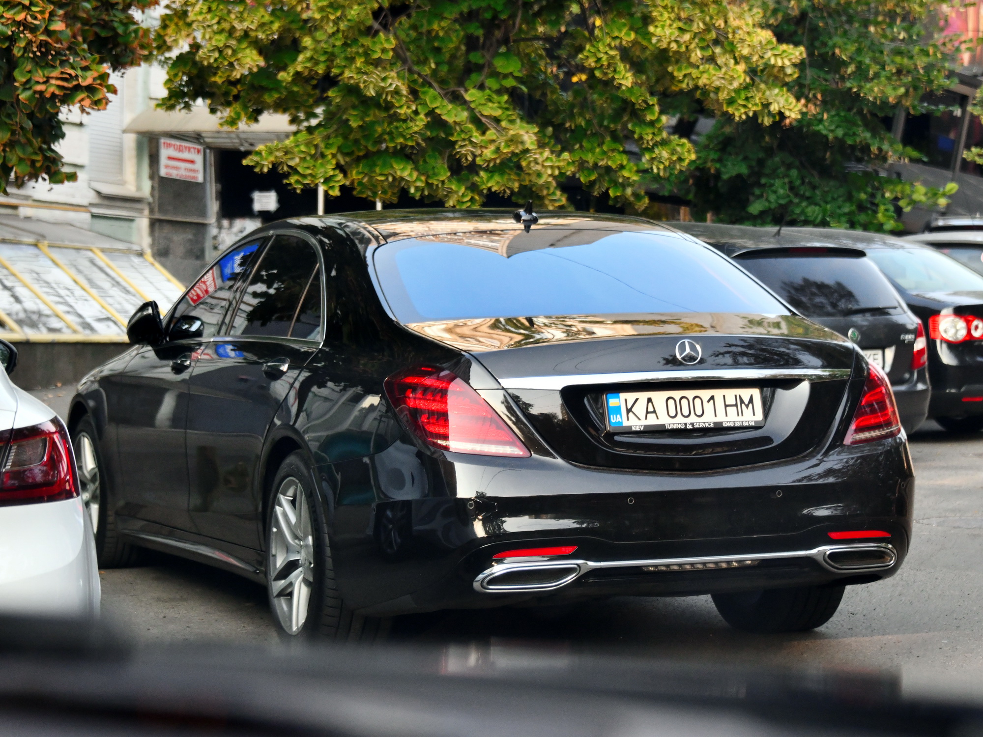 KA 0001 HM, Mercedes-Benz S-Klasse 8th gen Sedan (W222/V222), 2013–2020