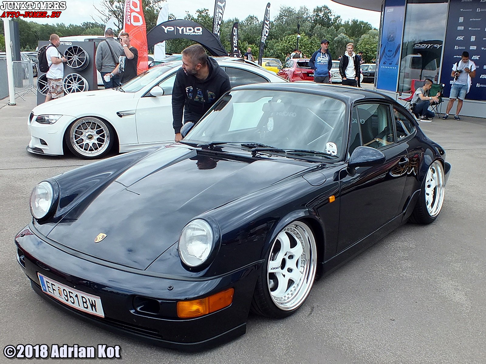 EF 951 BW, Porsche 911 3rd gen Coupé (964), 1988–1994