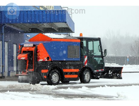 YIV-046, Aebi Schmidt Swingo