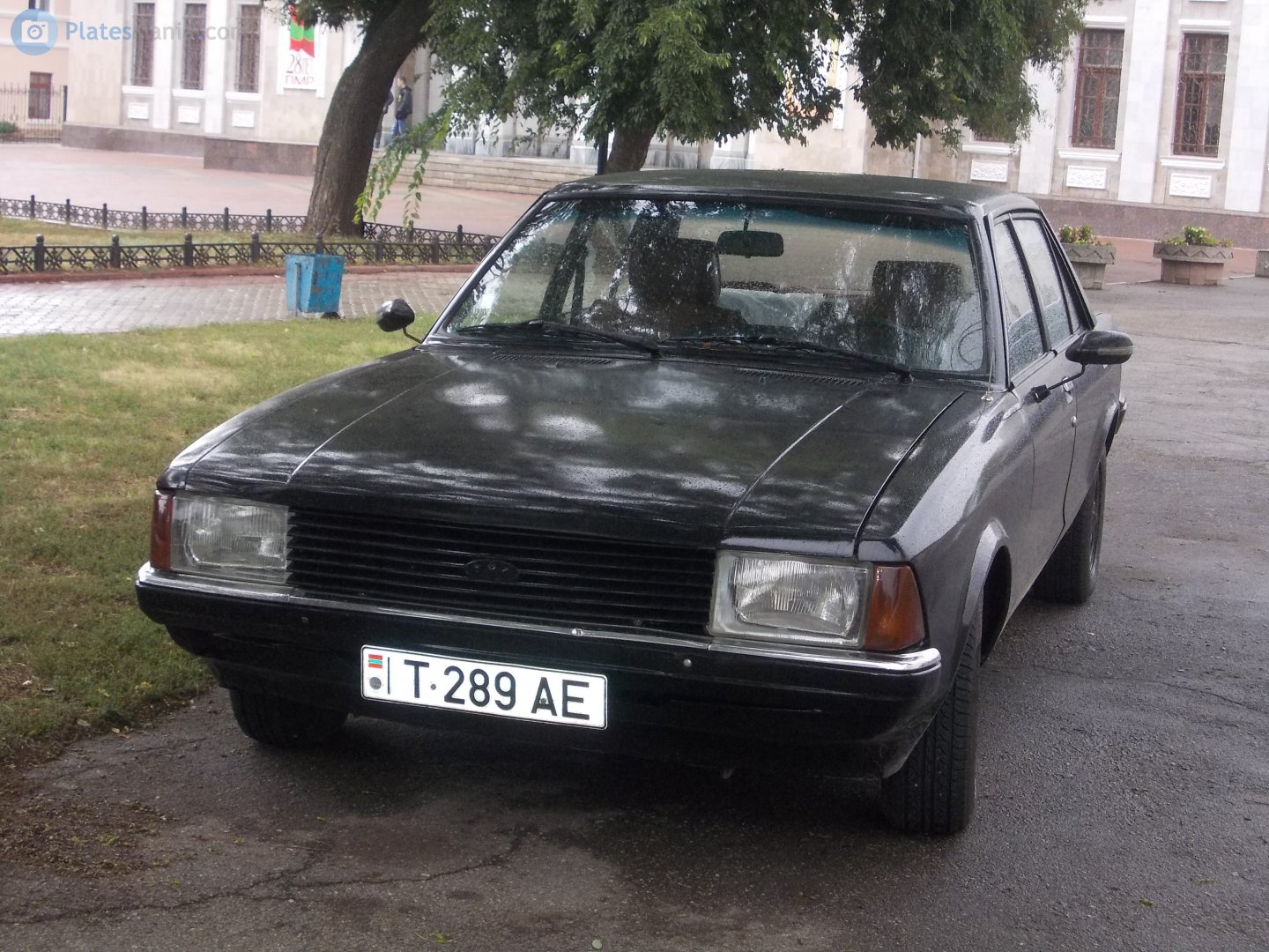T 289 AE, Ford Granada 2nd gen 4-door Sedan (GFU; EU-market), 1977–1985