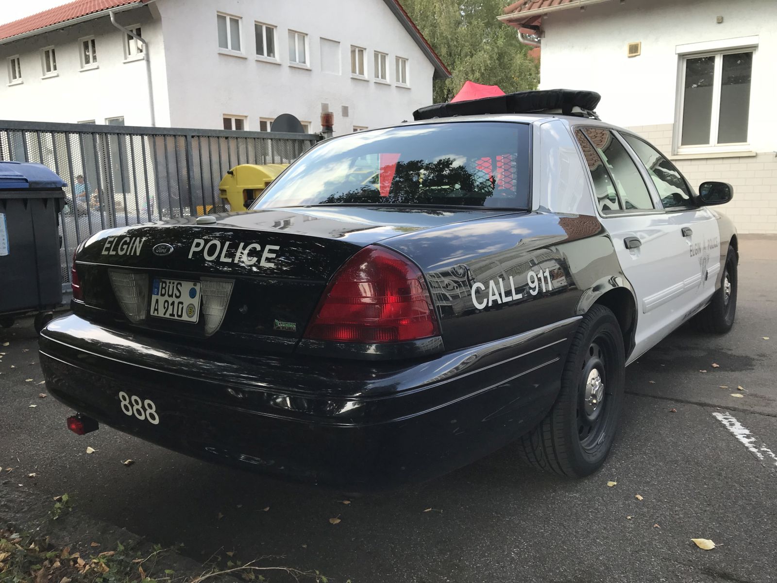 BÜS A 910, Ford Crown Victoria 2nd gen (EN114), 1997–2012