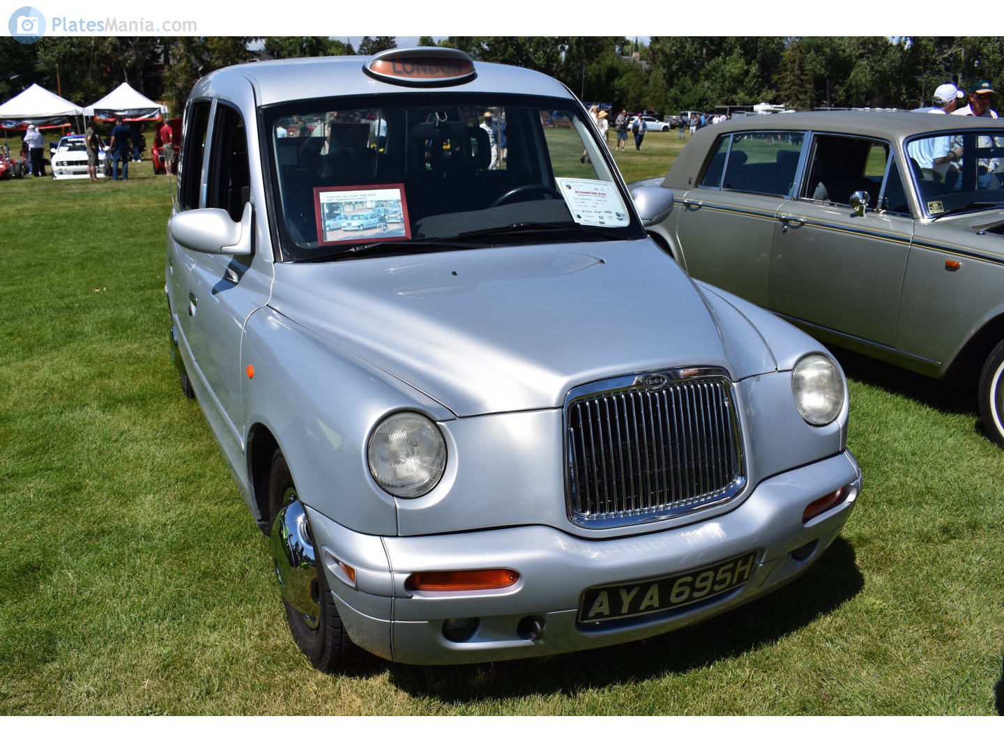 AYA695H, License plate without vehicle 