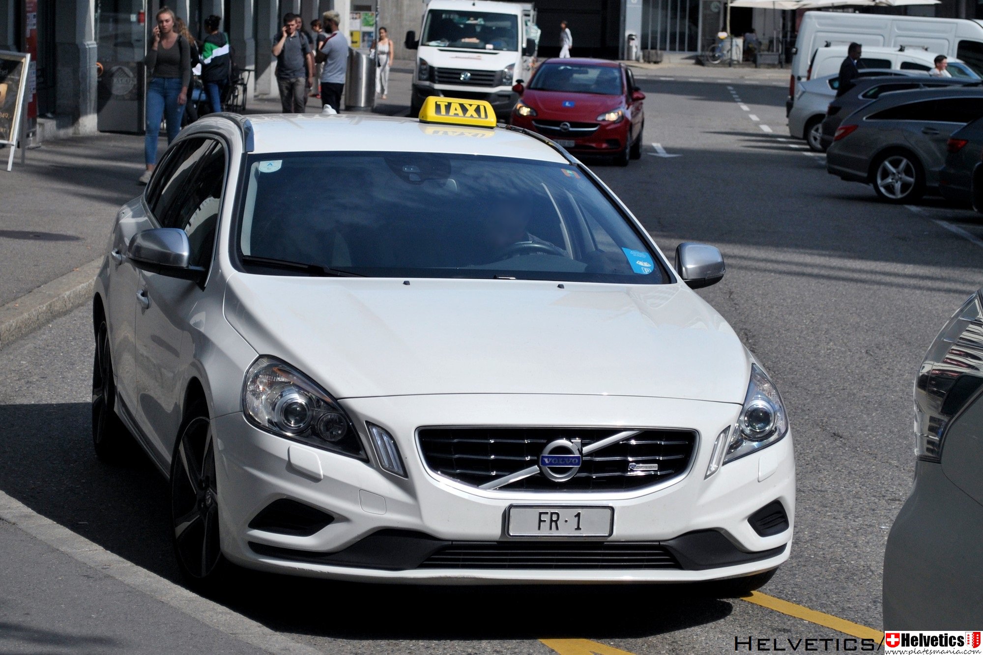 FR 1, Volvo V60 1st gen (155/157), 2010–2018
