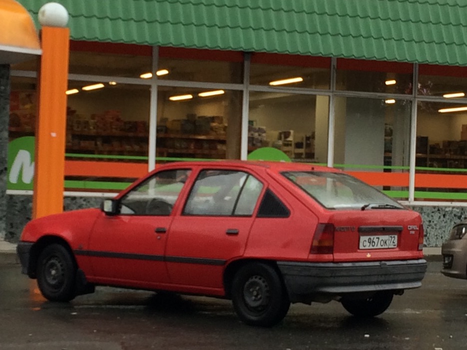с 967 ок 72, Opel Kadett 5th gen 3-door Hatch (E; T85), 1984–1991