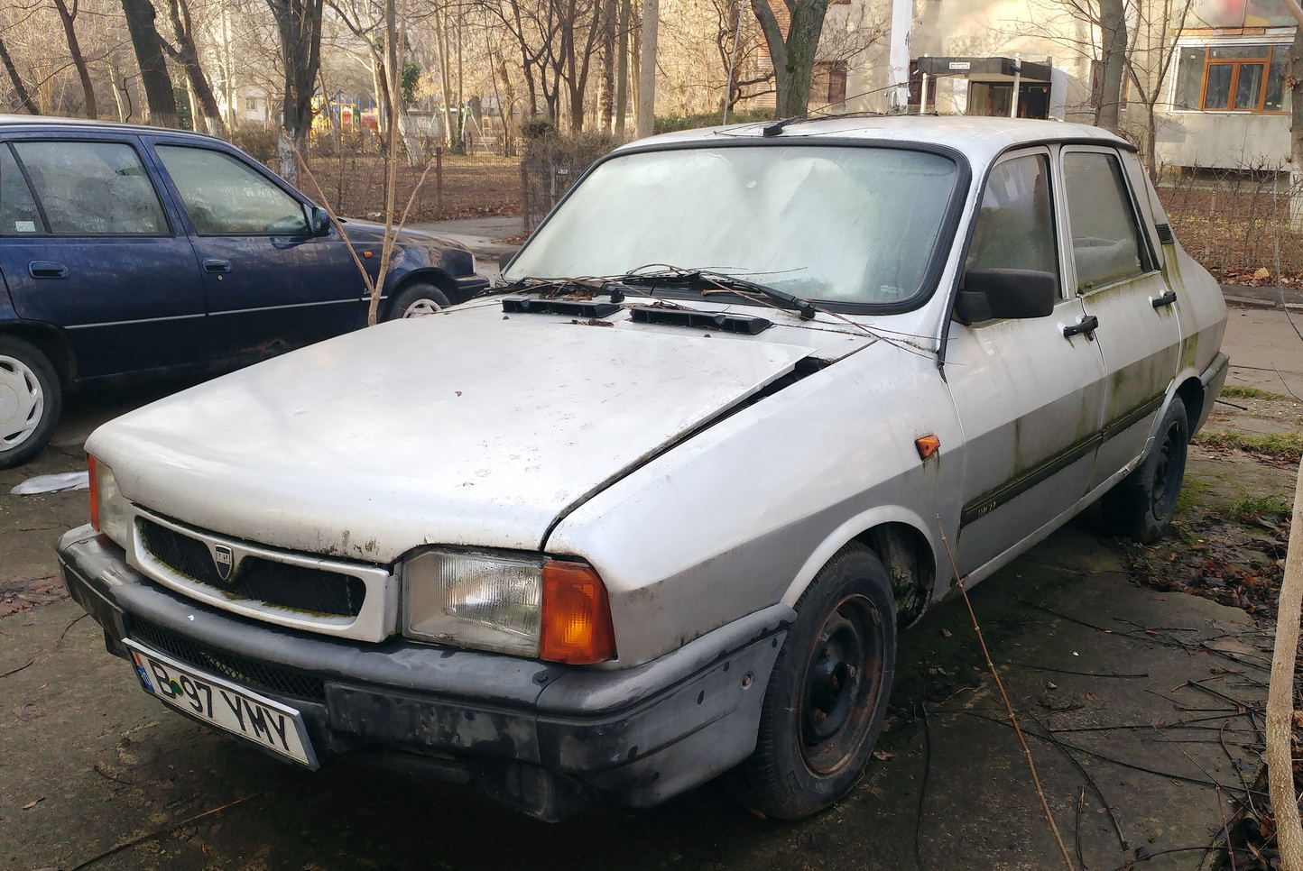 B 97 YMY, Dacia 1310 1st gen Sedan (CN1/CN2/CN3), 1st facelift, 1991–1998
