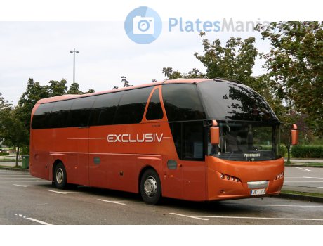 JE-313, Neoplan Starliner