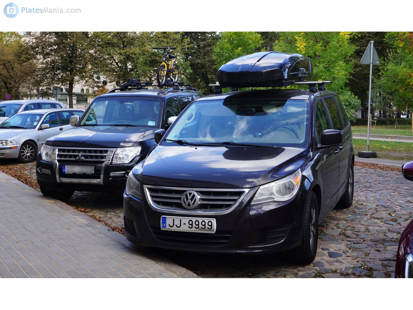 JJ-9999, Volkswagen Routan 1st gen (RT), 2008–2013