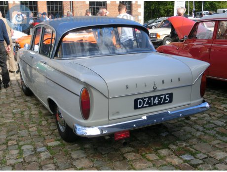 DZ-14-75, Hillman Super Minx