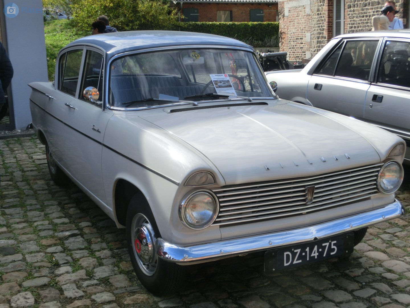 DZ-14-75, Hillman Super Minx 
