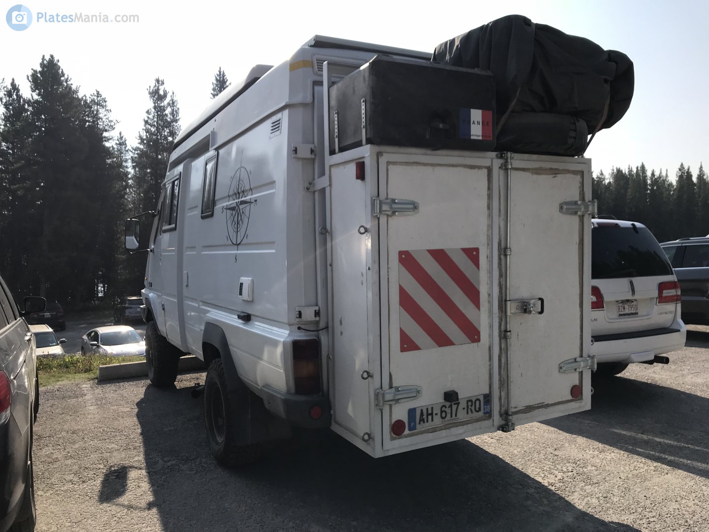 AH-617-RQ, Renault B-Gamme (Messenger) 