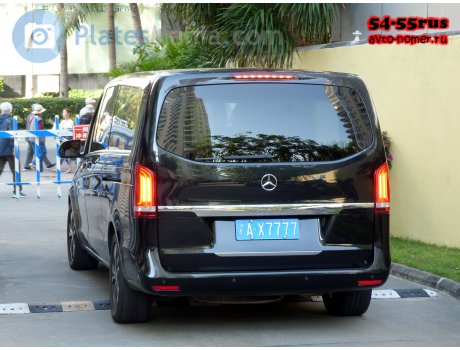 渝A·X7777, Mercedes-Benz V-Klasse