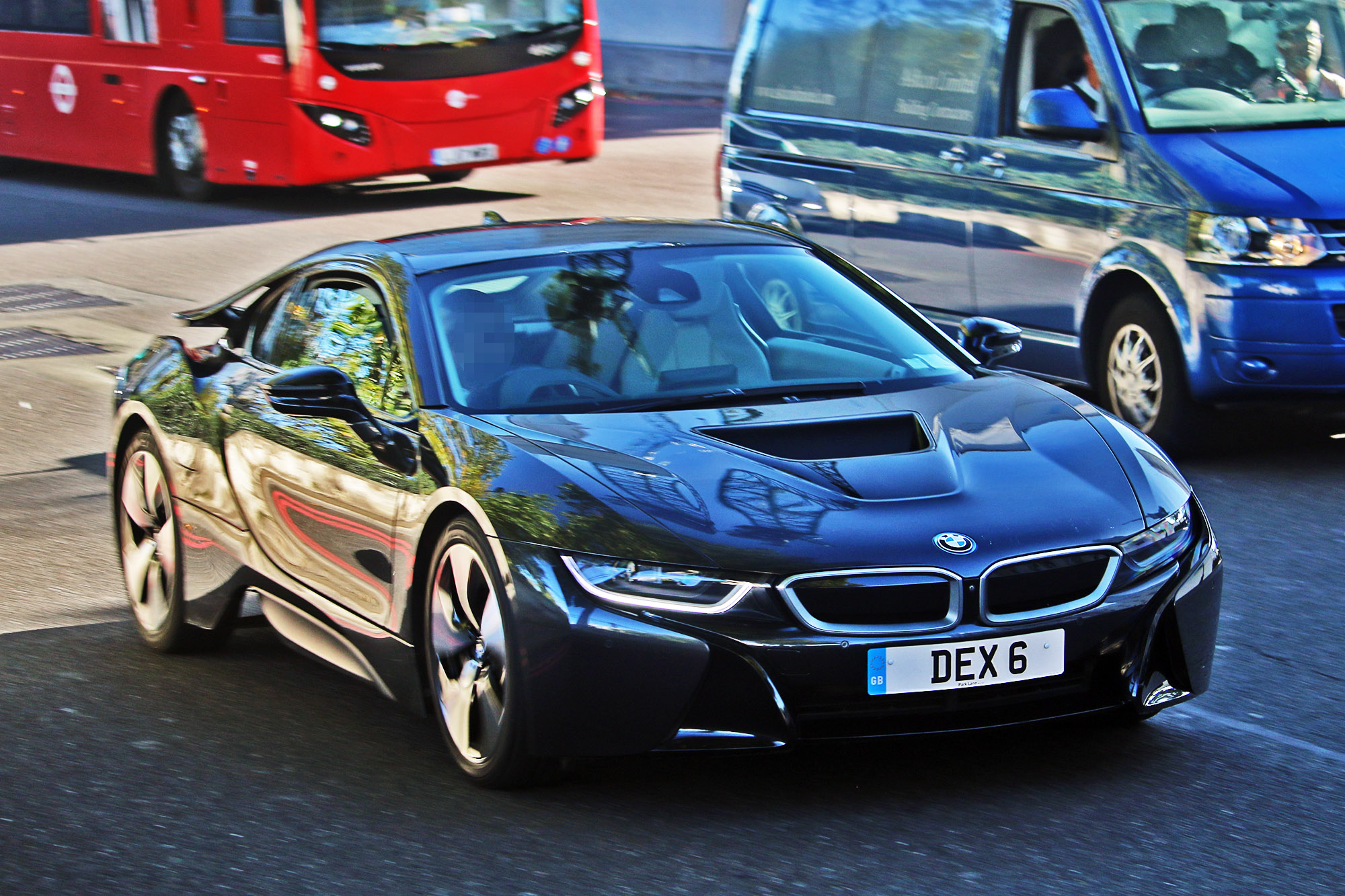 DEX6, BMW i8 1st gen Coupé (I12), 2014–2020