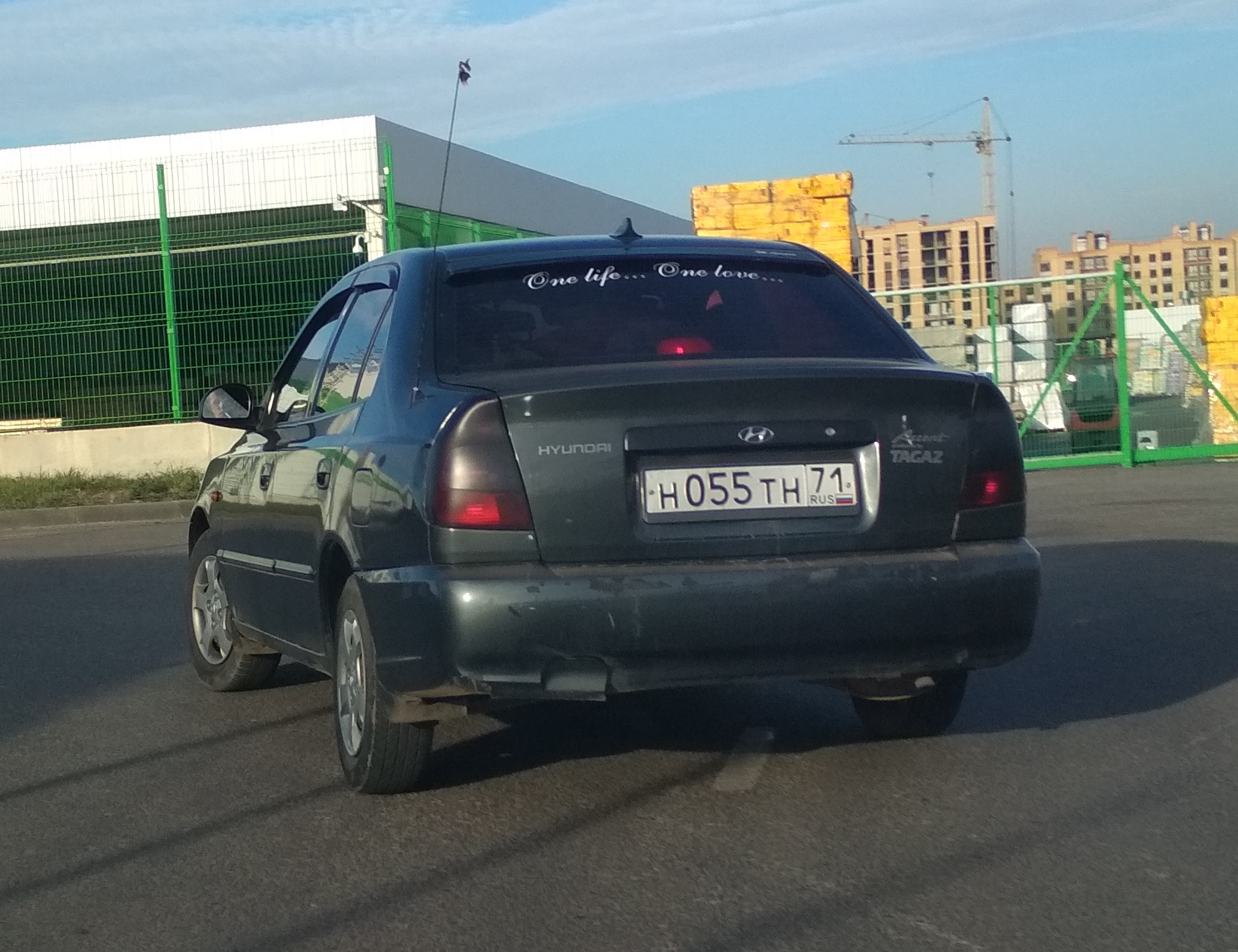 н 055 тн 71, Hyundai Accent 2nd gen Sedan (LC), 1999–2003 (–2016 for others)