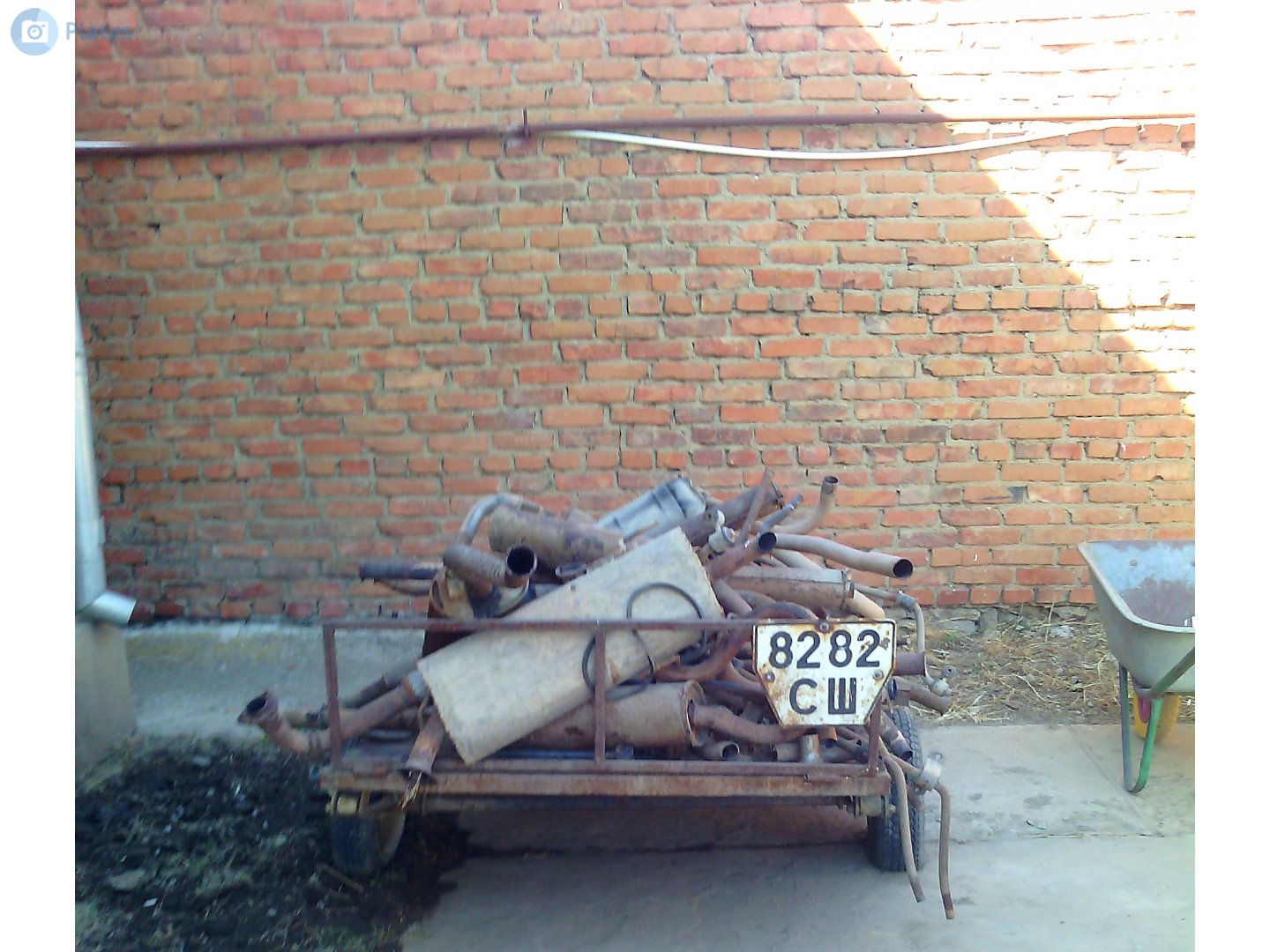 8282 СШ, Trailers (1977) 