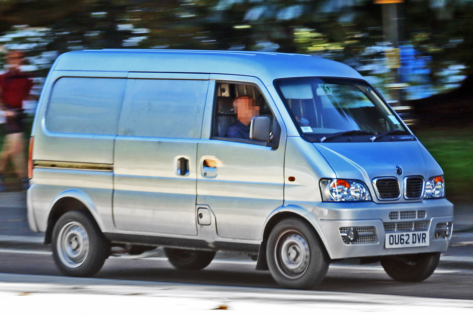 OU62DVR, DFSK Loadhopper 