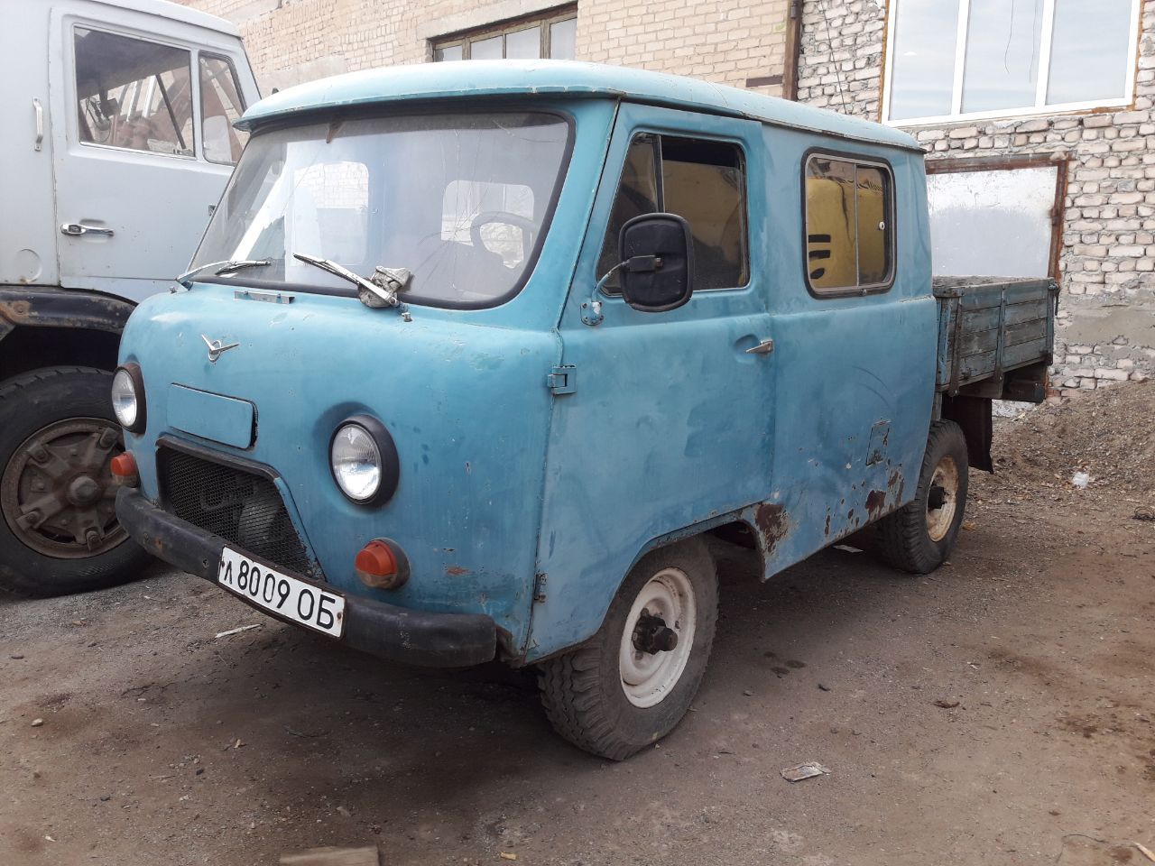 л 8009 ОБ, PskovAvto АПВ-У-05 (2931) 