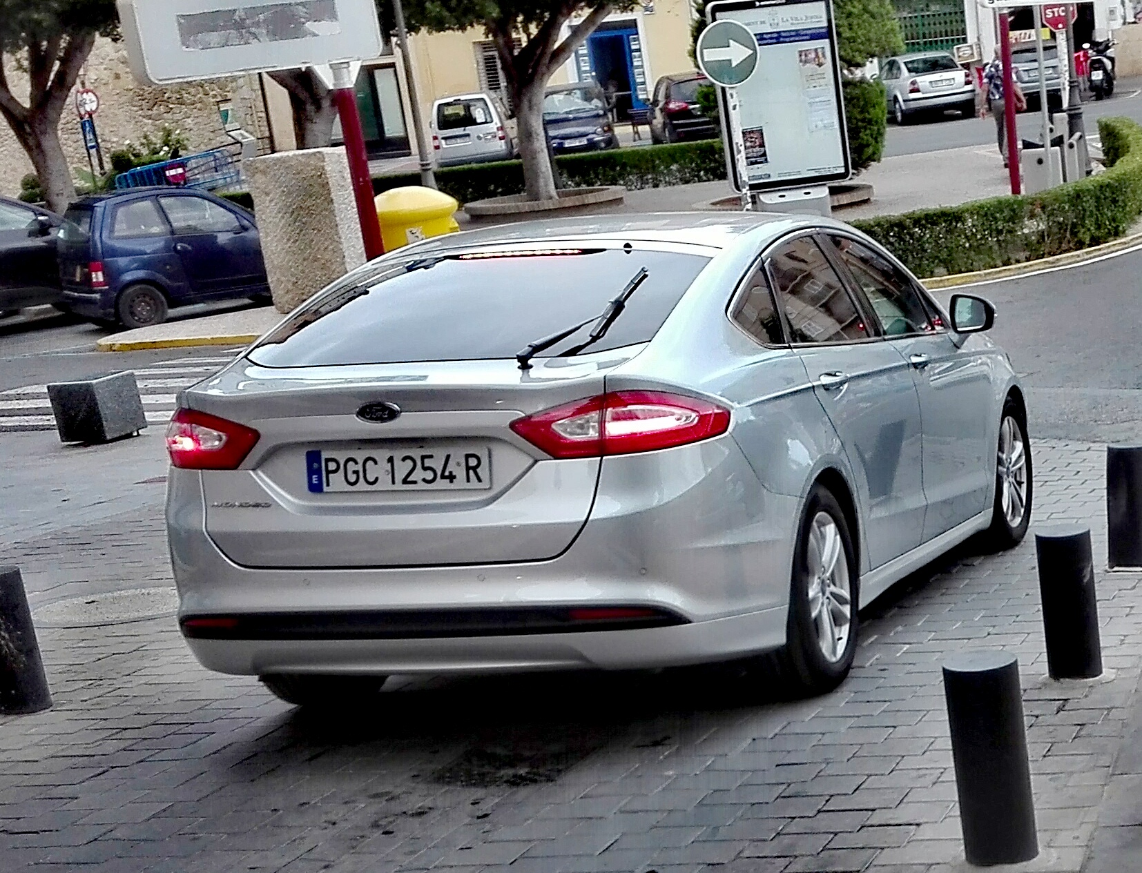 PGC 1254 R, Ford Mondeo 4th gen Sedan/Liftback (Mk5; CD391), 2014–2019