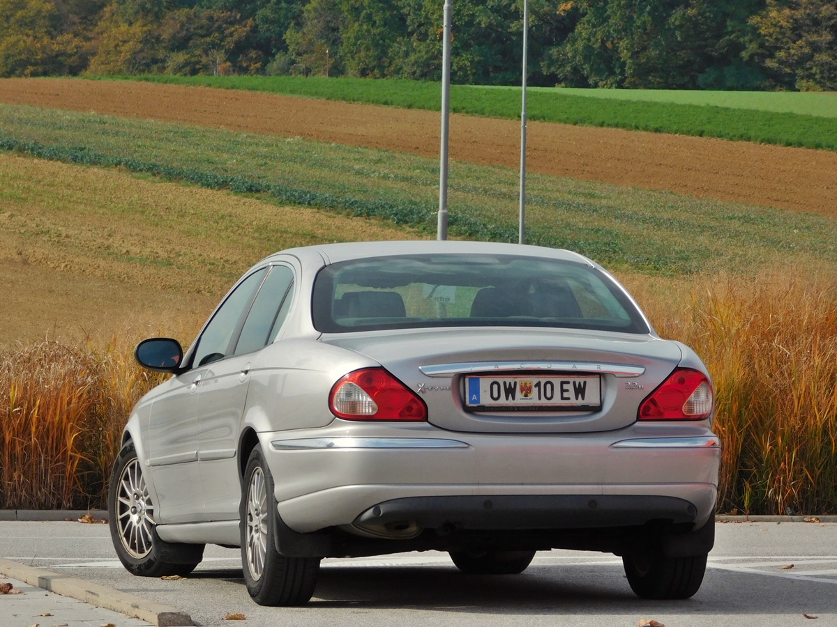 OW 10 EW, Jaguar X-Type 1st gen Sedan (X400), 2001–2009