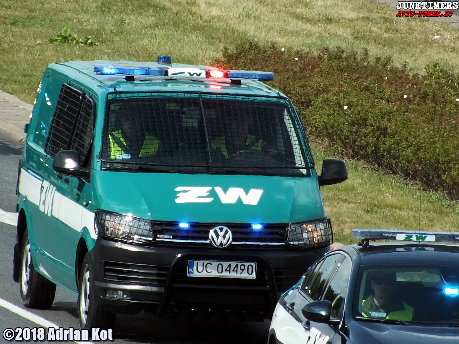 UC 04490, Volkswagen Transporter 6th gen Van (T6) (SG), 2015–2019