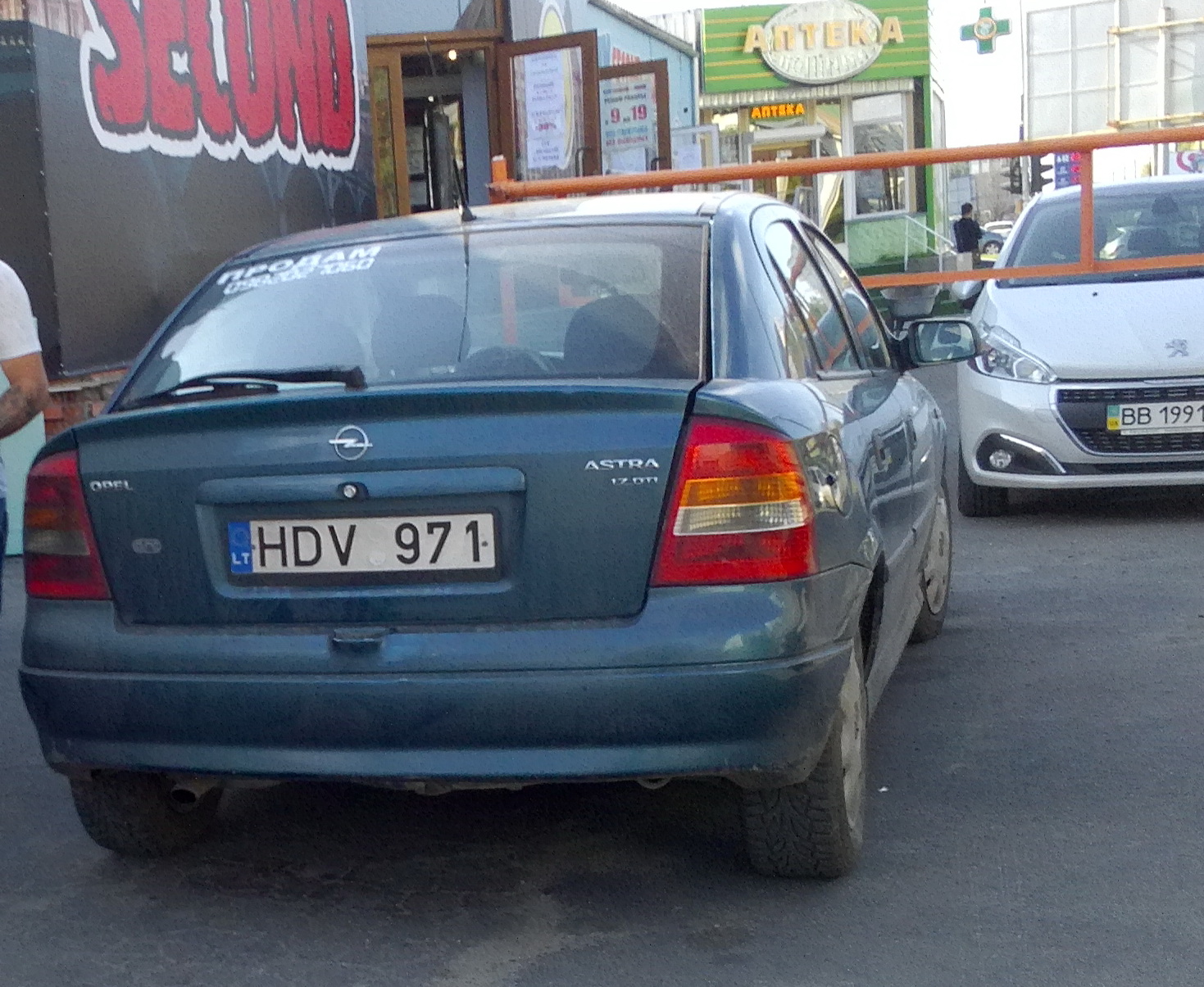 HDV 971, Opel Astra 2nd gen 3-door Hatch (G; T98), 1998–2004