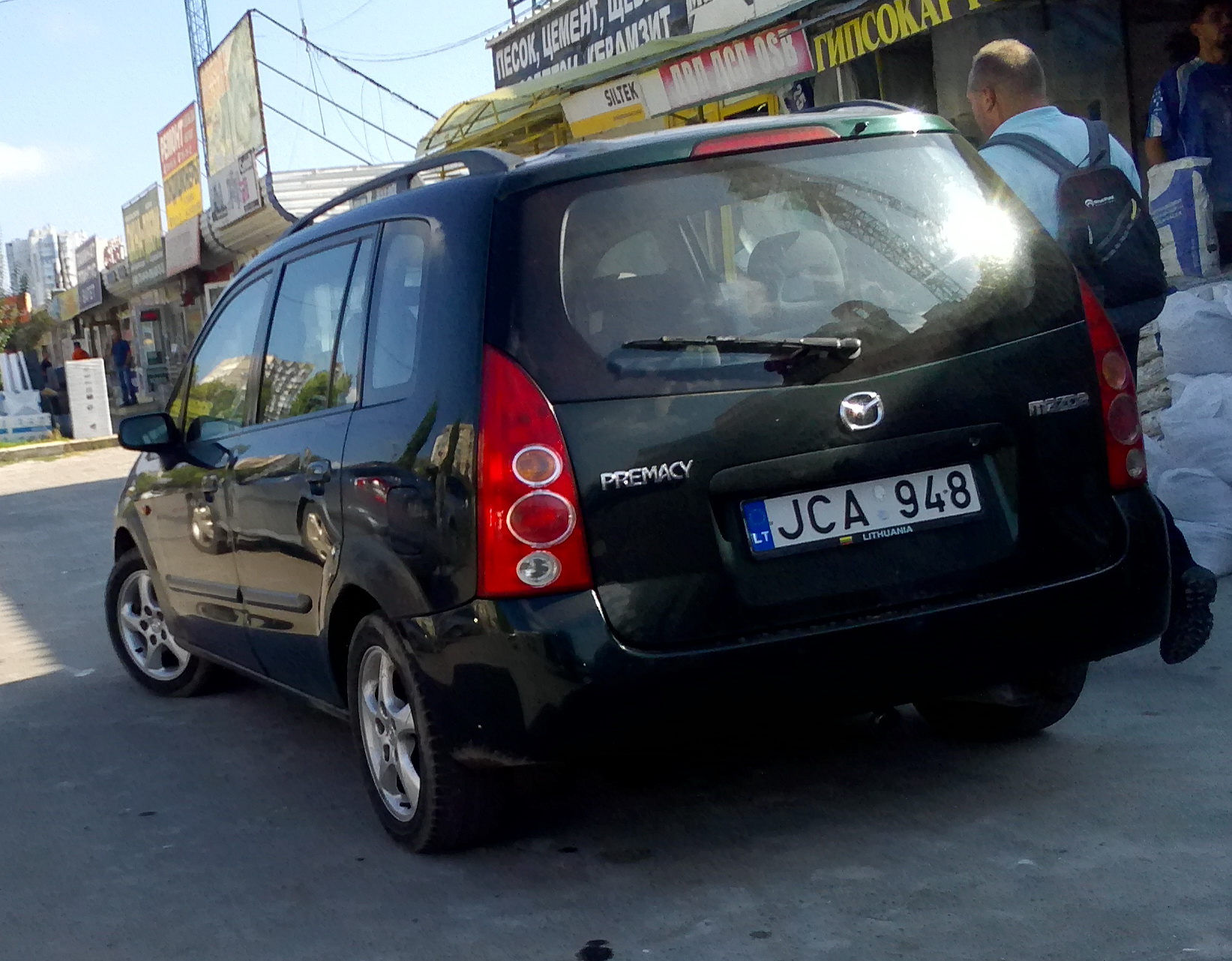 JCA 948, Mazda Premacy 1st gen (CP; Global-market), 1999–2005