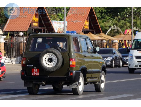 QA-45-81, UAZ 3160 Симбир