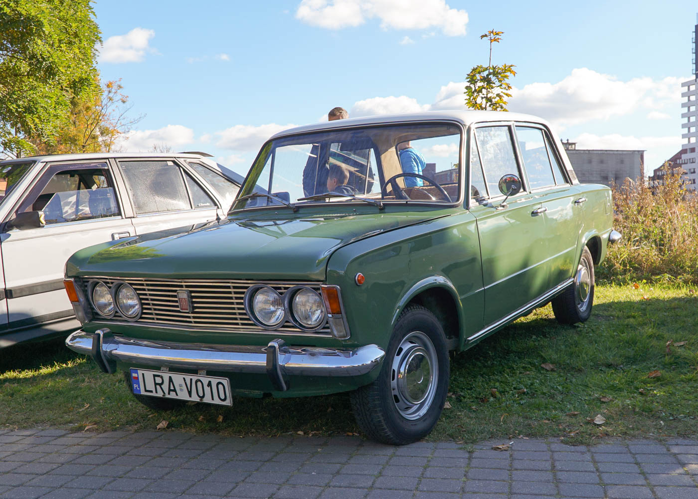 LRA V010, Polski Fiat 125p 115C Sedan, 1967–1975