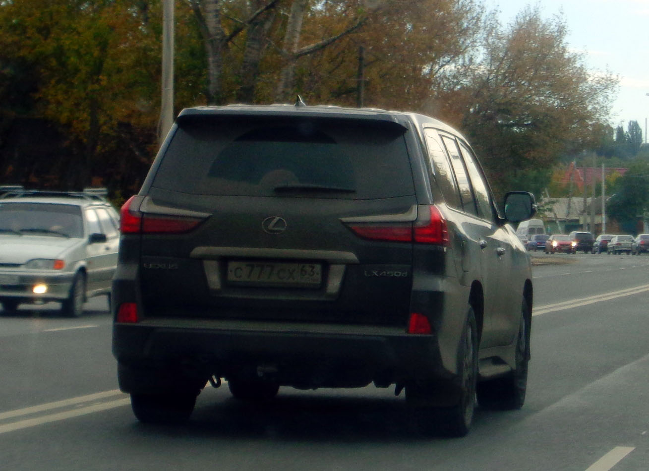 с 777 сх 63, Lexus LX 