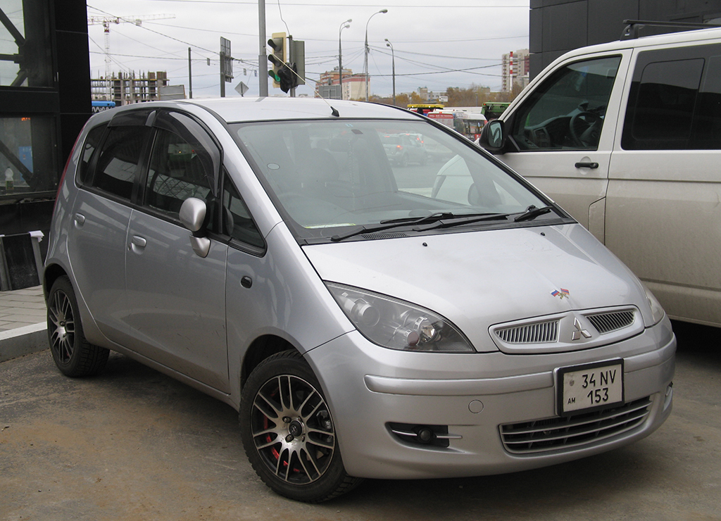 34 NV 153, Mitsubishi Colt 