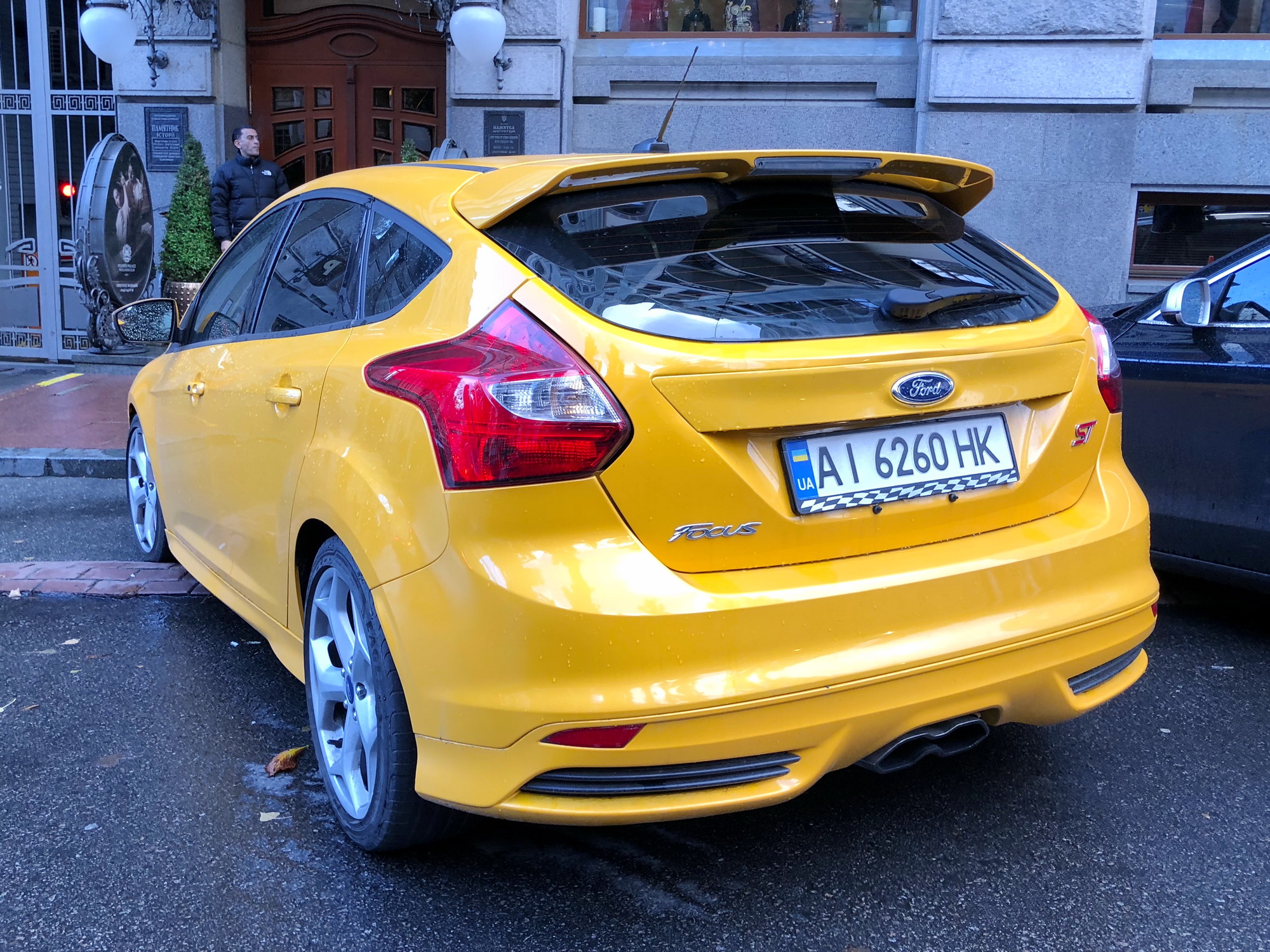 AI 6260 HK, Ford Focus 