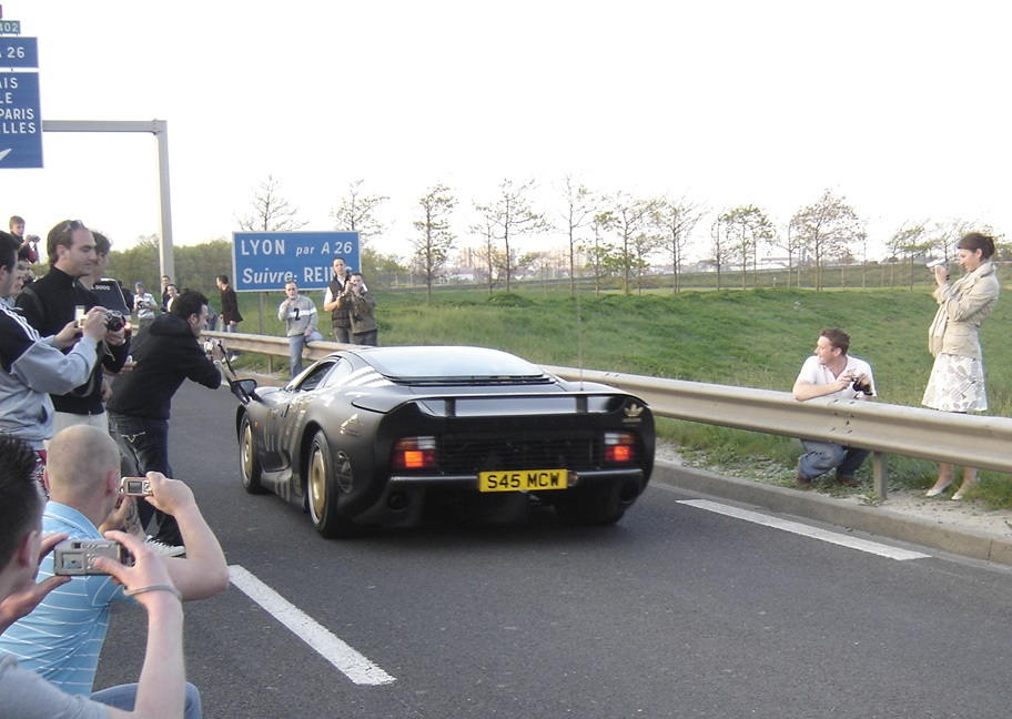 S45MCW, Jaguar XJ220 